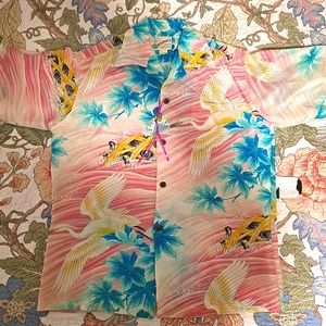 VTG Silk Hawaiin Button Up